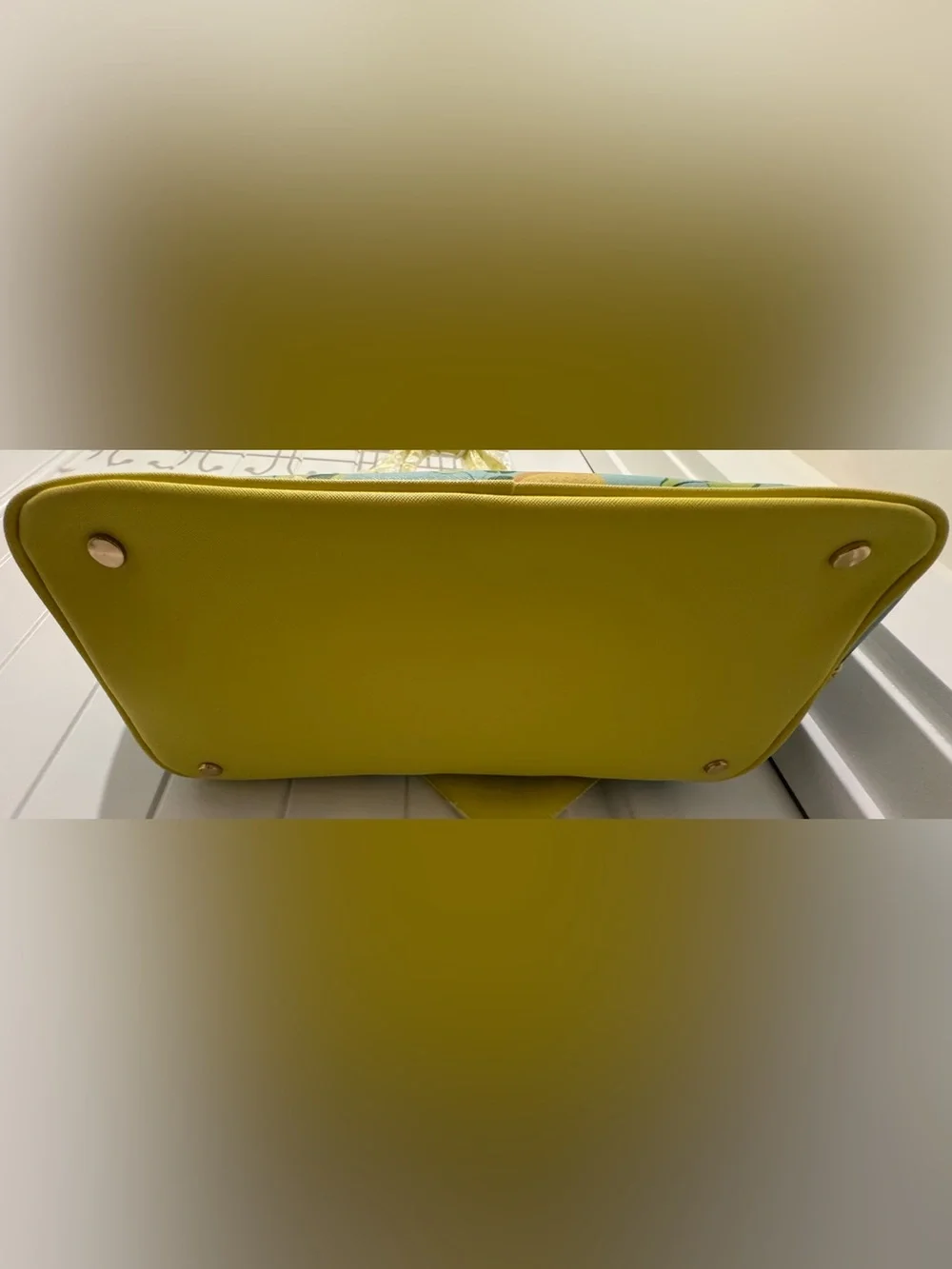 NWT Trina Turk Lemon Print Tote with Yellow Pouch